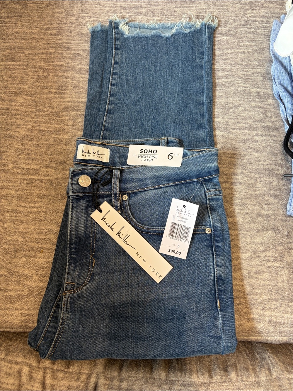 Nicole Miller Soho High-Rise Capri Jeans - Medium Blue